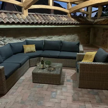 Manna Apartamento Eger